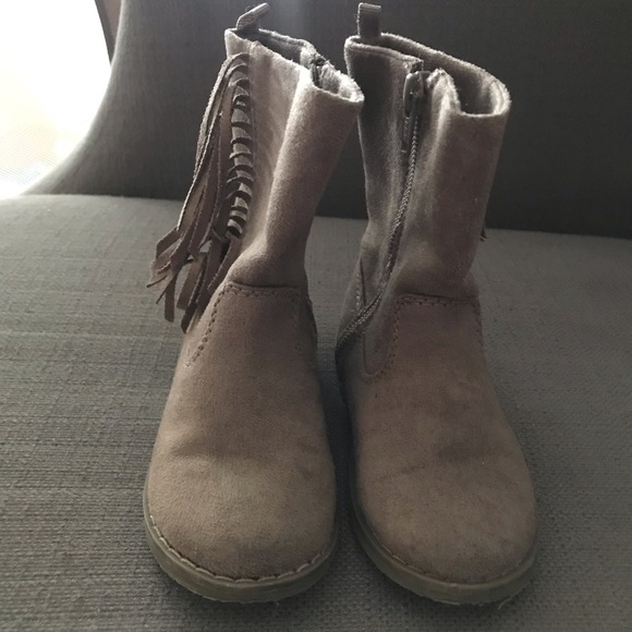 Girls Old Navy Fringe Boots Size 7 - Picture 3 of 4